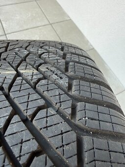 Pirelli Cinturato Winter 2 XL FR 225/45 R18 95 V | 98% stav - 3