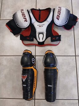 Vystroj Bauer, Helma CCM - junior - 3