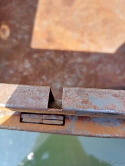 Plechová bedna na nářadí - 3