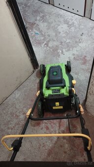 SEKAČKA NA TRÁVU Fieldmann FZR 2048-E - 3