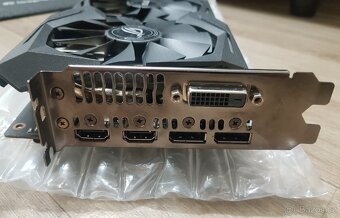 ASUS GeForce GTX 1060 ROG STRIX 6GB GDDR5 - 3