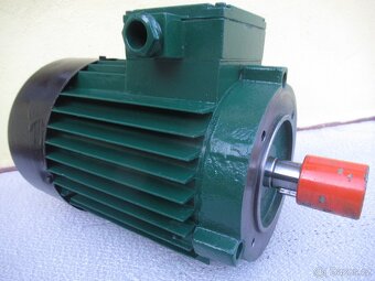 Přírubový elektromotor 380V.1,5kw-1410ot.nejen na DARLING. - 3