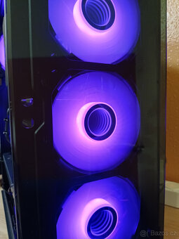 Starší herní počítač 1231-E3 rx580 - 3