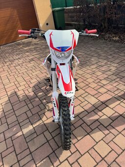 JJMY 125 - 3