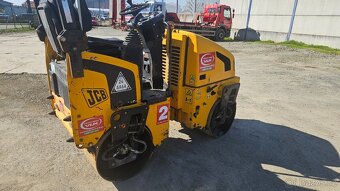 Prodám vibrační válec JCB 2t - 3