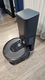 iRobot Roomba i7+ s vyprázdňovací stanicí se zárukou - 3