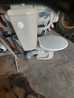 Záchodova mísa - 3
