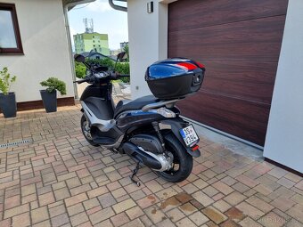 Piaggio Beverly 350 - 3