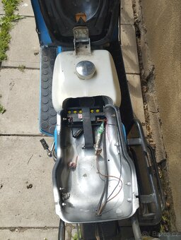 Prodám simson skútr - 3