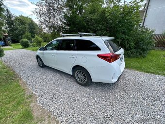 Toyota Auris COMBI- rv2013- 1.6 97kw- 112000km - 3
