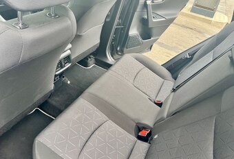 Prodám Toyota Rav4, 2.5 Hybrid - 3