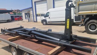 Predám CSAO hákový nosič kontajnerov 8 ton - 3