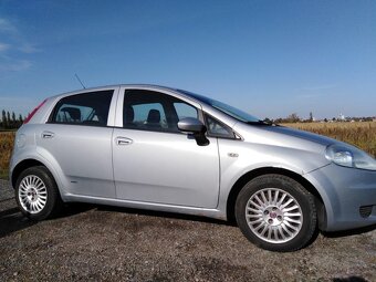 FIAT GRANDE PUNTO 1,4-8V,BENZIN 57 KWZA 36000 KČ - 3