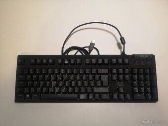 Mechanická klávesnice Asus Cerberus - 3