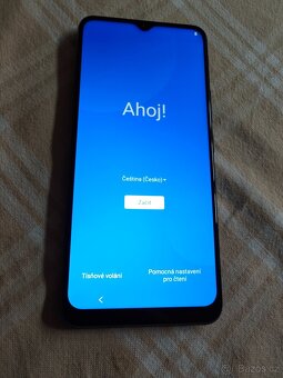 Mobilní telefon Vivo Y01 - 3