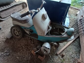 Prodám skůtr ČZ 175 ( prase) - 3