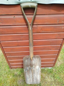 lopata na lokomotivu - 3