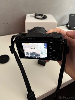 Sony Alpha ZV-E10 +  objektiv 16-50mm + příslušenství - 3