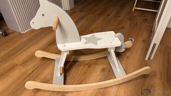Houpací koník Goki White Star - 3