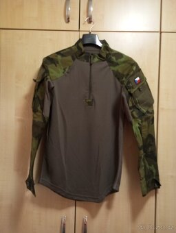 Vojenské maskáče a další vojenské oděvní součástky - 3