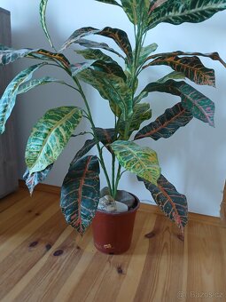 Umělá rostlina - 3