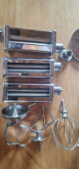 Prodám robot KENWOOD CHEEF KM001 - 3