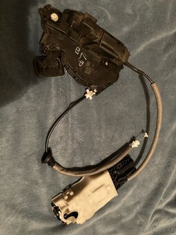 Zámky ŠKODA Octavia 3 - 3