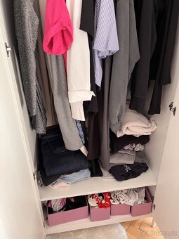 skříň na oblečení - 3