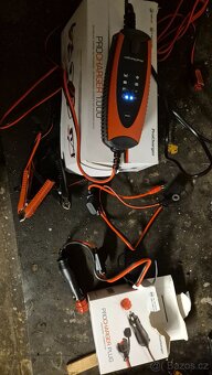 Nabíječka auto  moto baterii - 3