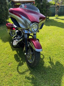 Harley Davidson FLHX - 3