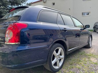 Avensis - 3