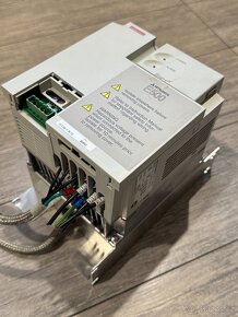 Frekvenční měnič Mitsubishi E500 + RFI filtr Schaffner - 3