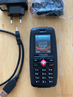 SwissVoice SV29 tlačítkový telefon - 3