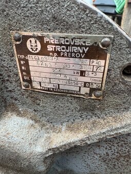 Elektromotor s převodovkou 2.2kw - 3