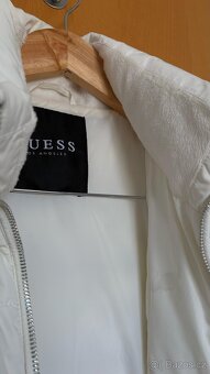 Bílá bunda Guess, vel. S - 3