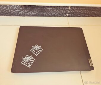 Herní notebook Lenovo Gaming za dobrou cenu - 3