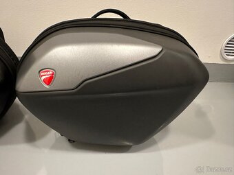 Boční kufry DUCATI Supersport 950 / S - 3