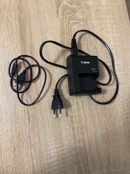 Canon EOS 1300d - 3