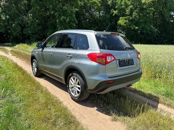 Suzuki Vitara 1,6 i 88 KW 4x4 82000 KM - 3