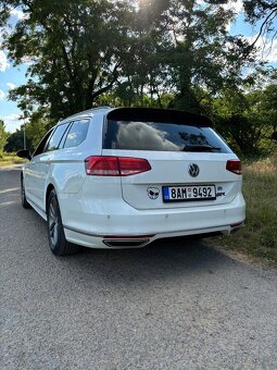 VW Passat B8 1.6 tdi R-line - 3