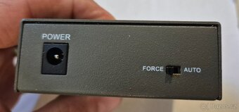 TP-Link MC220L - 3