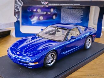 Chevrolet Corvette C5 1:18 AutoArt - 3
