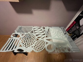 Kancelářský stůl - 3