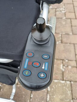 Elektrický invalidní vozík eThron 12'DW - 3