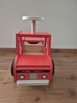 Dřevěné odrážedlo auto - 3