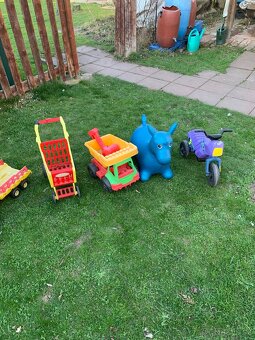 Auto, bagry, odrážedla - 3