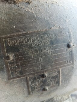 Stará dřevěná pásová pila - 3