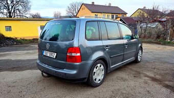7, MISTNY  VOLKSWAGEN TOURAN - 3