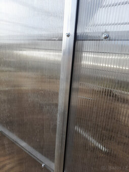 Skleník z polykarbonátu - 3