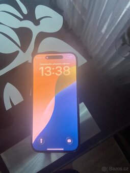 Prodám funkční iPhone 16 - 3